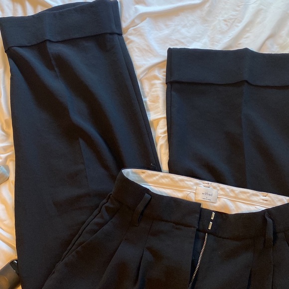 Black aritzia trousers - Picture 2 of 4